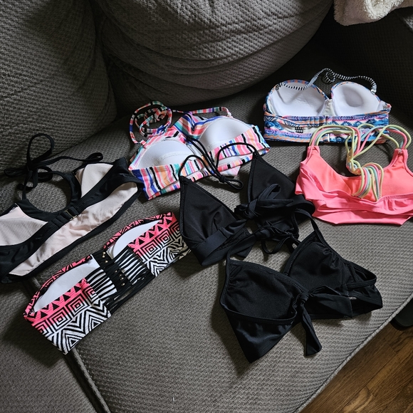 Bundle of 7 bikini tops - Picture 6 of 10